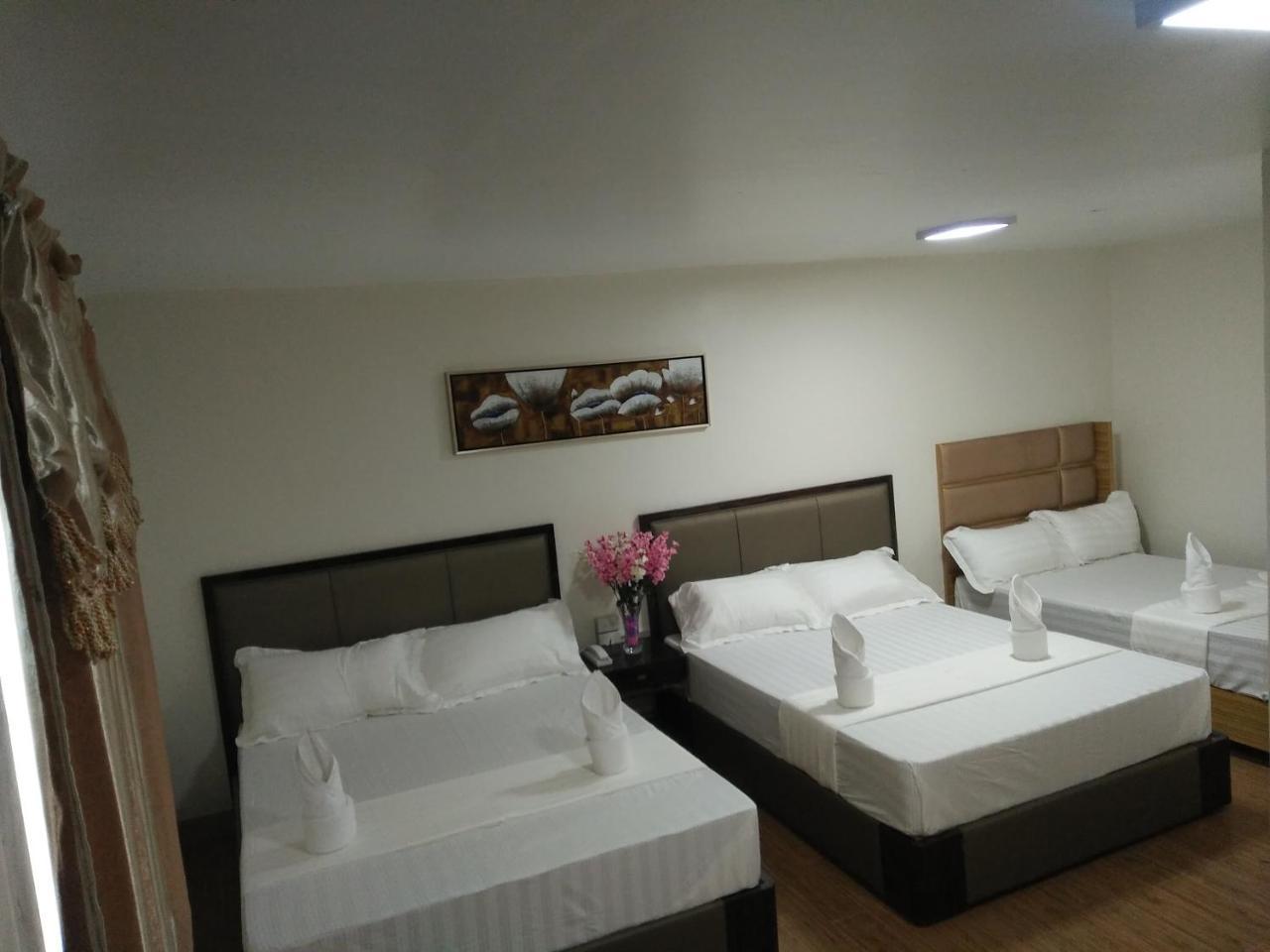 Meaco Royal Hotel - Batangas City Kültér fotó